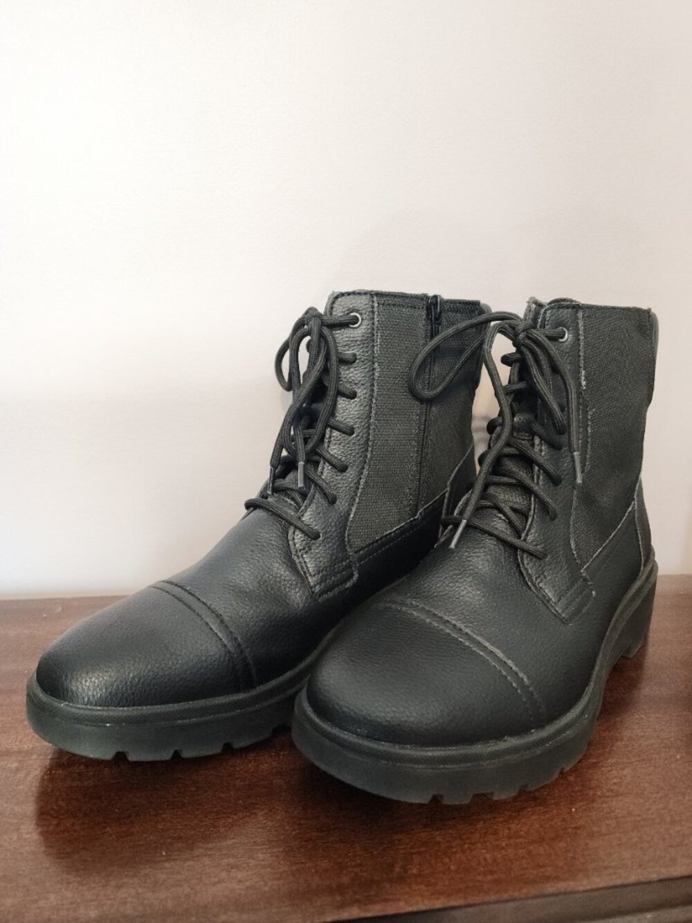 Clarks Women's Calla Charm Lace-Up Lug Sole Boots - Size 11M